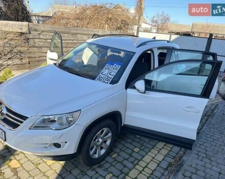 Белый Фольксваген Тигуан, объемом двигателя 1.4 л и пробегом 226 тыс. км за 9660 $, фото 14 на Automoto.ua