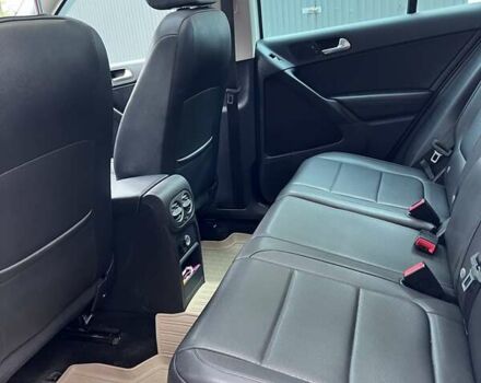 Білий Фольксваген Тігуан, об'ємом двигуна 1.98 л та пробігом 135 тис. км за 10800 $, фото 6 на Automoto.ua