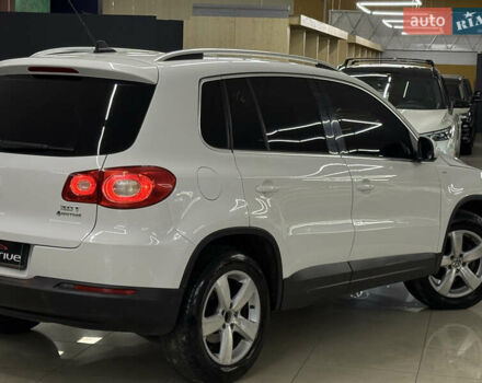 Белый Фольксваген Тигуан, объемом двигателя 1.98 л и пробегом 348 тыс. км за 8999 $, фото 9 на Automoto.ua