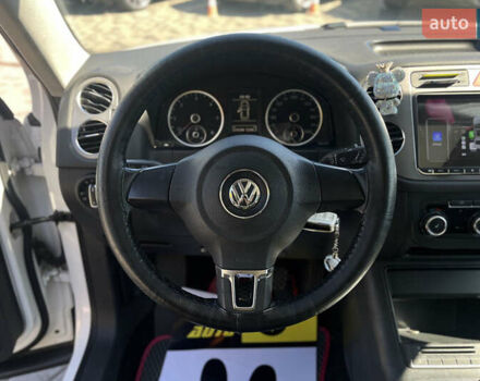 Белый Фольксваген Тигуан, объемом двигателя 1.97 л и пробегом 221 тыс. км за 12800 $, фото 19 на Automoto.ua