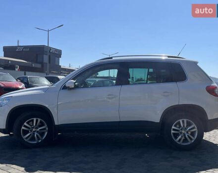 Белый Фольксваген Тигуан, объемом двигателя 1.97 л и пробегом 221 тыс. км за 12800 $, фото 3 на Automoto.ua