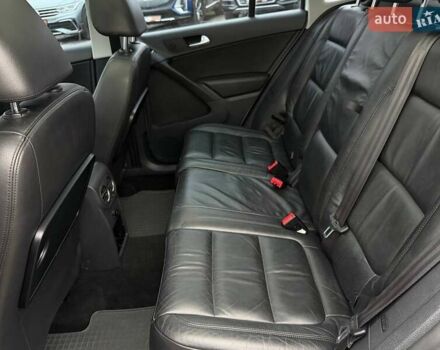 Белый Фольксваген Тигуан, объемом двигателя 2 л и пробегом 235 тыс. км за 11300 $, фото 12 на Automoto.ua