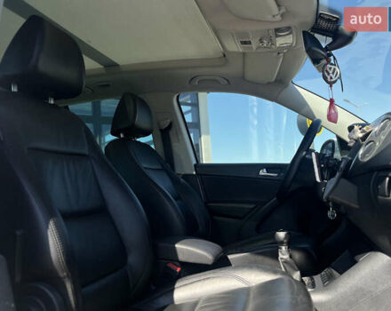 Белый Фольксваген Тигуан, объемом двигателя 1.97 л и пробегом 221 тыс. км за 12800 $, фото 10 на Automoto.ua