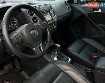 Белый Фольксваген Тигуан, объемом двигателя 2 л и пробегом 235 тыс. км за 11300 $, фото 18 на Automoto.ua