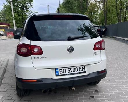 Білий Фольксваген Тігуан, об'ємом двигуна 1.98 л та пробігом 135 тис. км за 10800 $, фото 3 на Automoto.ua