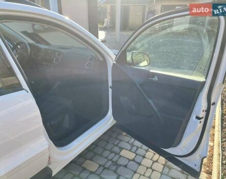 Белый Фольксваген Тигуан, объемом двигателя 1.4 л и пробегом 226 тыс. км за 9660 $, фото 100 на Automoto.ua