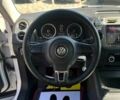 Білий Фольксваген Тігуан, об'ємом двигуна 2 л та пробігом 221 тис. км за 12800 $, фото 19 на Automoto.ua