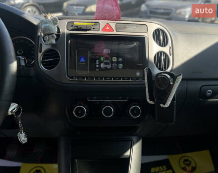 Белый Фольксваген Тигуан, объемом двигателя 1.97 л и пробегом 221 тыс. км за 12800 $, фото 24 на Automoto.ua