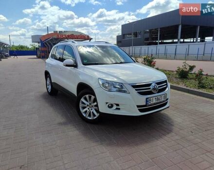 Білий Фольксваген Тігуан, об'ємом двигуна 2 л та пробігом 210 тис. км за 13500 $, фото 10 на Automoto.ua