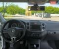 Белый Фольксваген Тигуан, объемом двигателя 2 л и пробегом 150 тыс. км за 10500 $, фото 21 на Automoto.ua