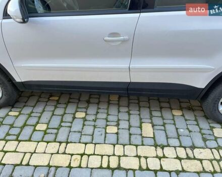 Белый Фольксваген Тигуан, объемом двигателя 1.4 л и пробегом 226 тыс. км за 9660 $, фото 60 на Automoto.ua