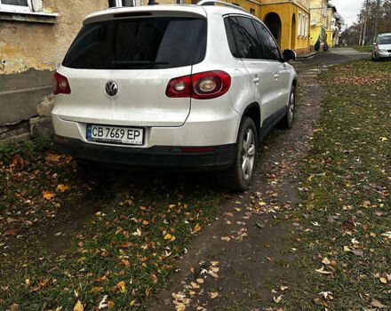 Белый Фольксваген Тигуан, объемом двигателя 1.98 л и пробегом 236 тыс. км за 9500 $, фото 1 на Automoto.ua