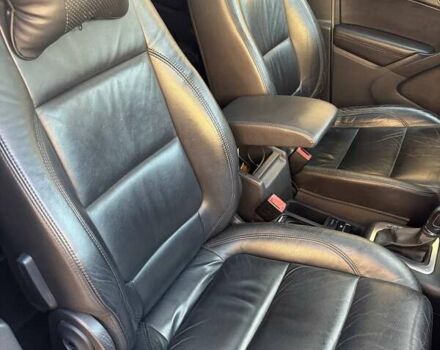 Білий Фольксваген Тігуан, об'ємом двигуна 2 л та пробігом 300 тис. км за 9800 $, фото 13 на Automoto.ua