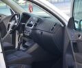 Белый Фольксваген Тигуан, объемом двигателя 2 л и пробегом 180 тыс. км за 11700 $, фото 6 на Automoto.ua