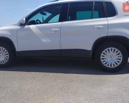 Белый Фольксваген Тигуан, объемом двигателя 1.4 л и пробегом 183 тыс. км за 10200 $, фото 21 на Automoto.ua