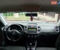 Білий Фольксваген Тігуан, об'ємом двигуна 2 л та пробігом 338 тис. км за 8650 $, фото 34 на Automoto.ua