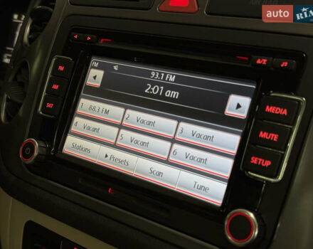 Белый Фольксваген Тигуан, объемом двигателя 1.98 л и пробегом 348 тыс. км за 8999 $, фото 30 на Automoto.ua