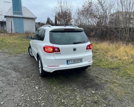 Белый Фольксваген Тигуан, объемом двигателя 2 л и пробегом 241 тыс. км за 7500 $, фото 3 на Automoto.ua