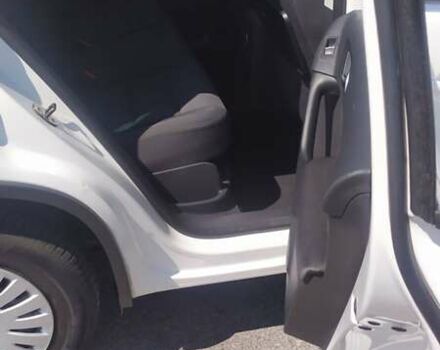 Белый Фольксваген Тигуан, объемом двигателя 1.4 л и пробегом 183 тыс. км за 10200 $, фото 13 на Automoto.ua