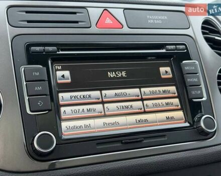 Белый Фольксваген Тигуан, объемом двигателя 2 л и пробегом 235 тыс. км за 11300 $, фото 31 на Automoto.ua