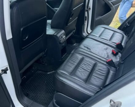 Белый Фольксваген Тигуан, объемом двигателя 2 л и пробегом 241 тыс. км за 7500 $, фото 6 на Automoto.ua