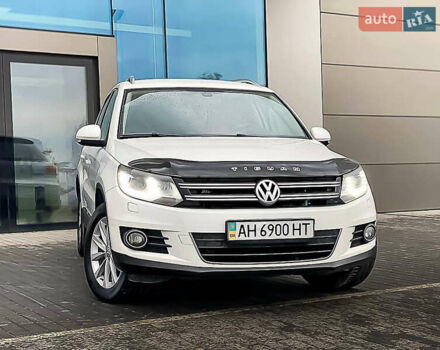 Белый Фольксваген Тигуан, объемом двигателя 2 л и пробегом 236 тыс. км за 13500 $, фото 2 на Automoto.ua