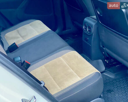 Белый Фольксваген Тигуан, объемом двигателя 2 л и пробегом 236 тыс. км за 13500 $, фото 34 на Automoto.ua