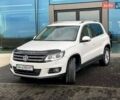 Белый Фольксваген Тигуан, объемом двигателя 2 л и пробегом 236 тыс. км за 12800 $, фото 7 на Automoto.ua