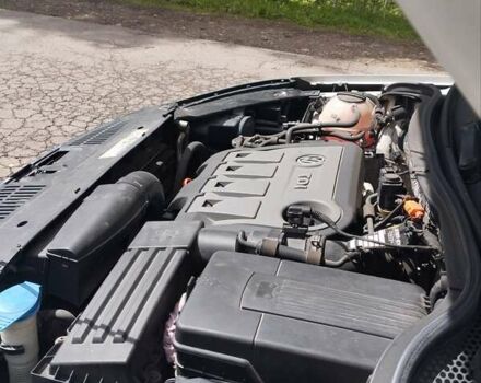 Белый Фольксваген Тигуан, объемом двигателя 2 л и пробегом 217 тыс. км за 12450 $, фото 16 на Automoto.ua