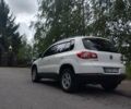 Белый Фольксваген Тигуан, объемом двигателя 2 л и пробегом 217 тыс. км за 12450 $, фото 35 на Automoto.ua