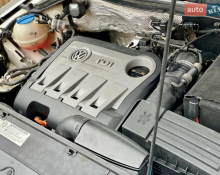 Белый Фольксваген Тигуан, объемом двигателя 2 л и пробегом 236 тыс. км за 13500 $, фото 21 на Automoto.ua