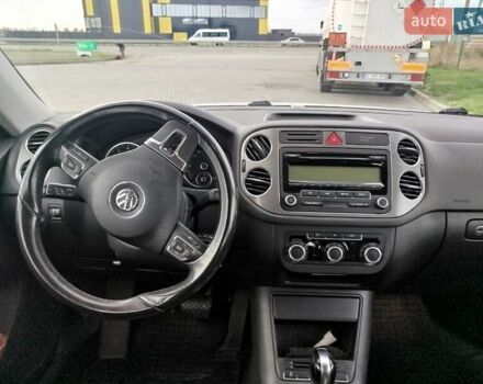 Білий Фольксваген Тігуан, об'ємом двигуна 1.98 л та пробігом 183 тис. км за 9900 $, фото 7 на Automoto.ua