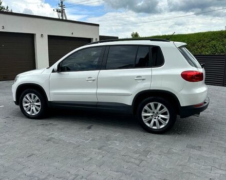 Белый Фольксваген Тигуан, объемом двигателя 2 л и пробегом 228 тыс. км за 11800 $, фото 5 на Automoto.ua