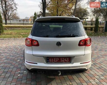 Білий Фольксваген Тігуан, об'ємом двигуна 2 л та пробігом 165 тис. км за 13600 $, фото 6 на Automoto.ua