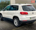 Белый Фольксваген Тигуан, объемом двигателя 2 л и пробегом 236 тыс. км за 13500 $, фото 14 на Automoto.ua