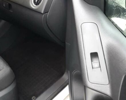 Белый Фольксваген Тигуан, объемом двигателя 1.97 л и пробегом 215 тыс. км за 13000 $, фото 27 на Automoto.ua