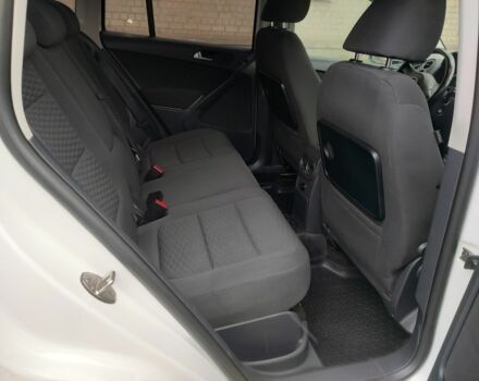 Белый Фольксваген Тигуан, объемом двигателя 2 л и пробегом 170 тыс. км за 9500 $, фото 9 на Automoto.ua