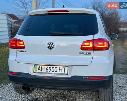 Белый Фольксваген Тигуан, объемом двигателя 1.97 л и пробегом 236 тыс. км за 12800 $, фото 6 на Automoto.ua