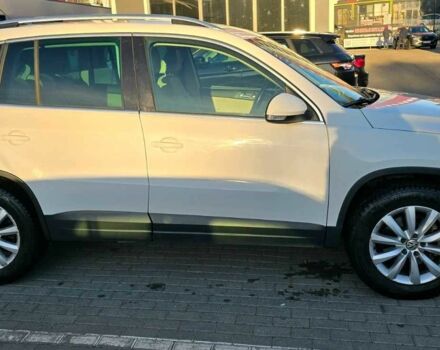 Белый Фольксваген Тигуан, объемом двигателя 2 л и пробегом 289 тыс. км за 9200 $, фото 14 на Automoto.ua