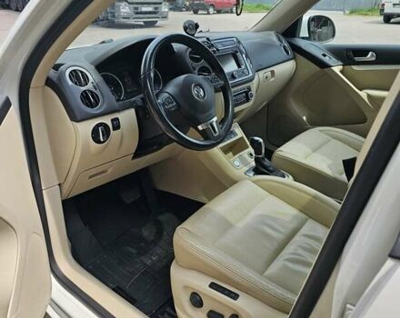 Білий Фольксваген Тігуан, об'ємом двигуна 1.98 л та пробігом 162 тис. км за 11800 $, фото 14 на Automoto.ua