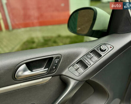 Белый Фольксваген Тигуан, объемом двигателя 1.97 л и пробегом 257 тыс. км за 14999 $, фото 24 на Automoto.ua