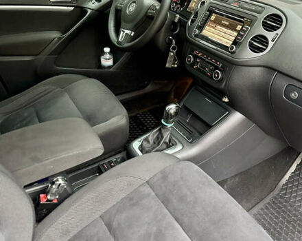 Белый Фольксваген Тигуан, объемом двигателя 1.97 л и пробегом 257 тыс. км за 14999 $, фото 25 на Automoto.ua