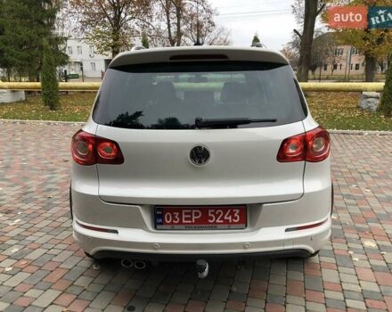 Білий Фольксваген Тігуан, об'ємом двигуна 2 л та пробігом 165 тис. км за 13600 $, фото 118 на Automoto.ua