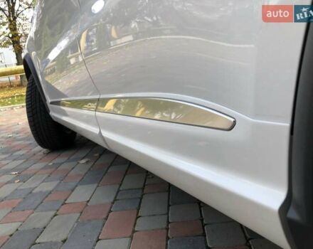 Білий Фольксваген Тігуан, об'ємом двигуна 2 л та пробігом 165 тис. км за 13600 $, фото 22 на Automoto.ua