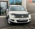 Белый Фольксваген Тигуан, объемом двигателя 2 л и пробегом 236 тыс. км за 12800 $, фото 4 на Automoto.ua