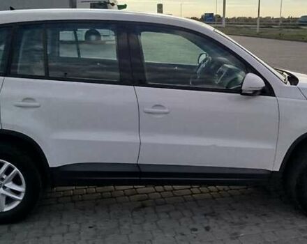 Білий Фольксваген Тігуан, об'ємом двигуна 1.98 л та пробігом 183 тис. км за 9900 $, фото 8 на Automoto.ua