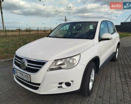 Білий Фольксваген Тігуан, об'ємом двигуна 1.98 л та пробігом 183 тис. км за 9900 $, фото 3 на Automoto.ua