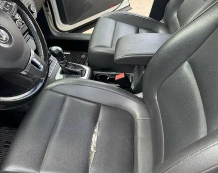 Белый Фольксваген Тигуан, объемом двигателя 1.98 л и пробегом 208 тыс. км за 10600 $, фото 3 на Automoto.ua