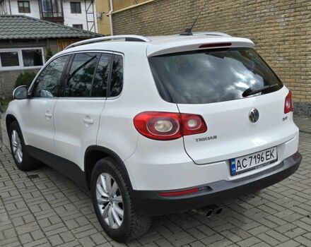 Белый Фольксваген Тигуан, объемом двигателя 2 л и пробегом 289 тыс. км за 9200 $, фото 8 на Automoto.ua