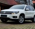 Білий Фольксваген Тігуан, об'ємом двигуна 2 л та пробігом 120 тис. км за 15500 $, фото 1 на Automoto.ua